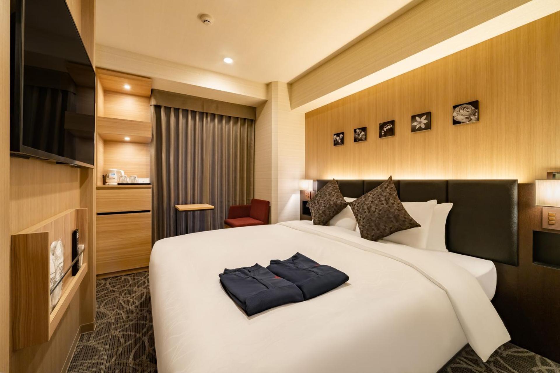 Hotel Shuranza Makuhari Bay Тиба Экстерьер фото